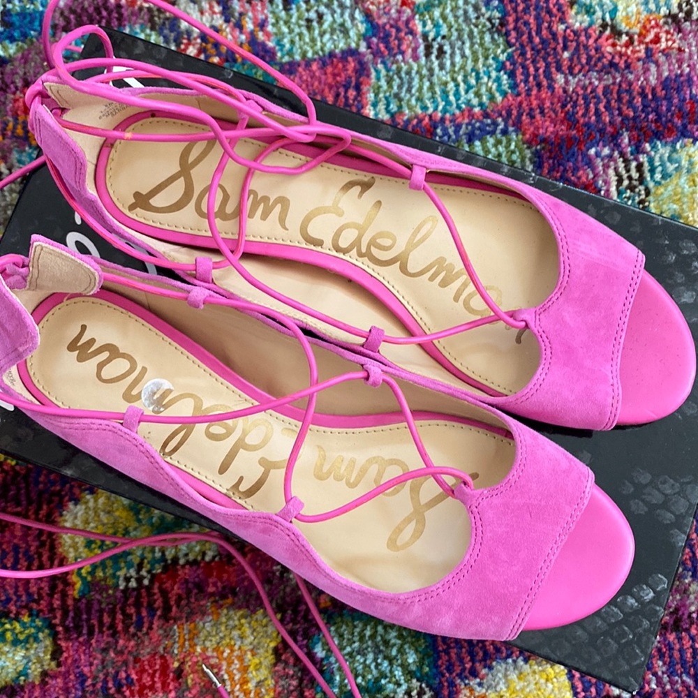 Sam Edelman Hot pink ballerina flag size 8